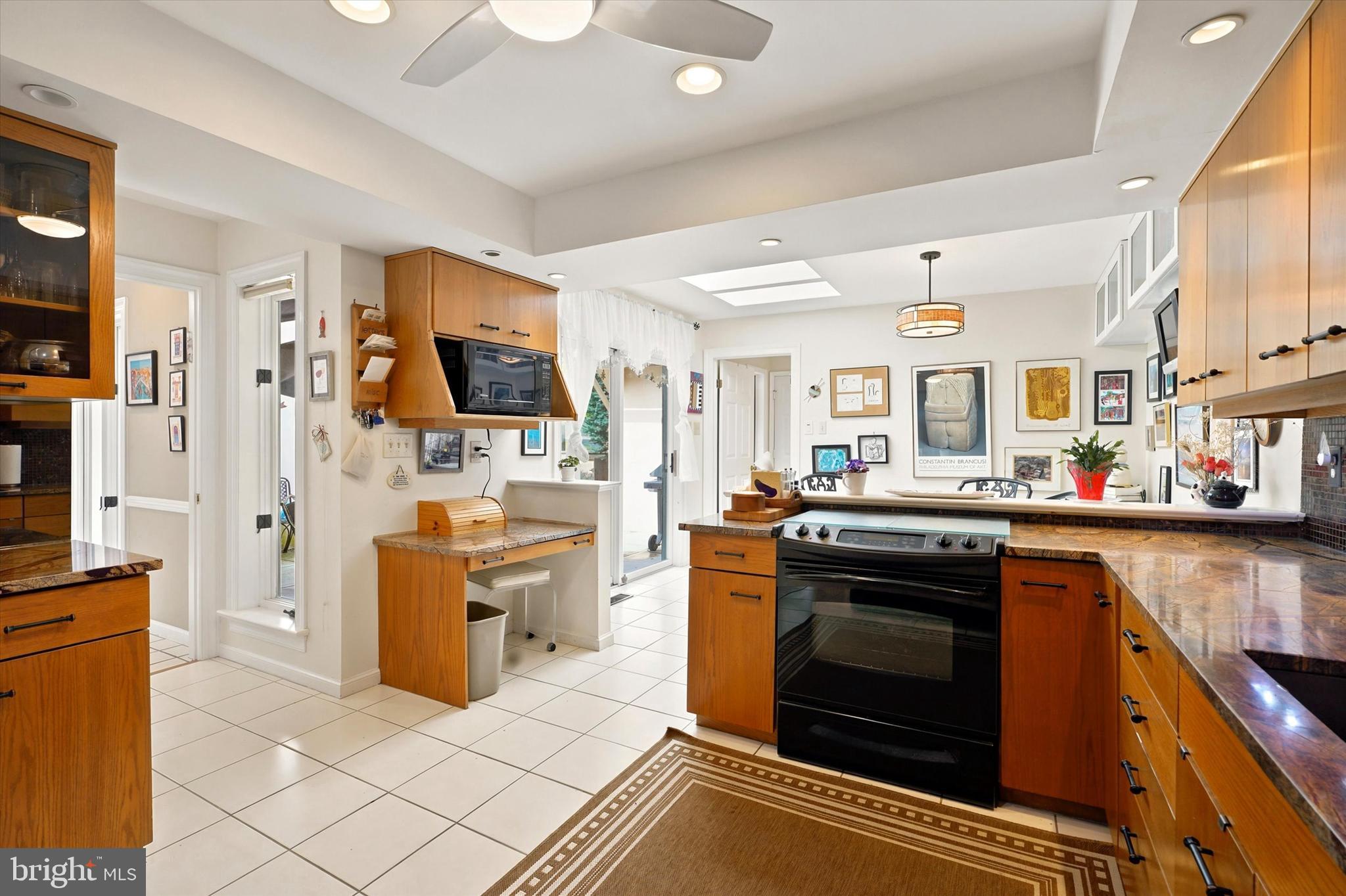WHITPAIN FARM - Residential
