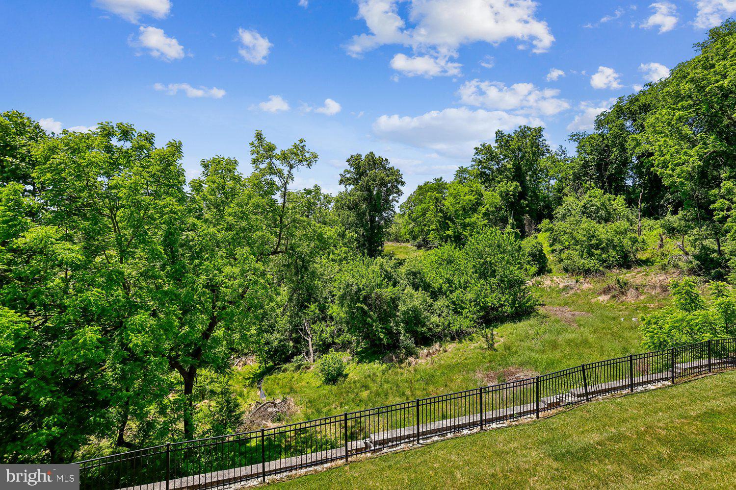 HUNT VALLEY OVERLOOK - Residential