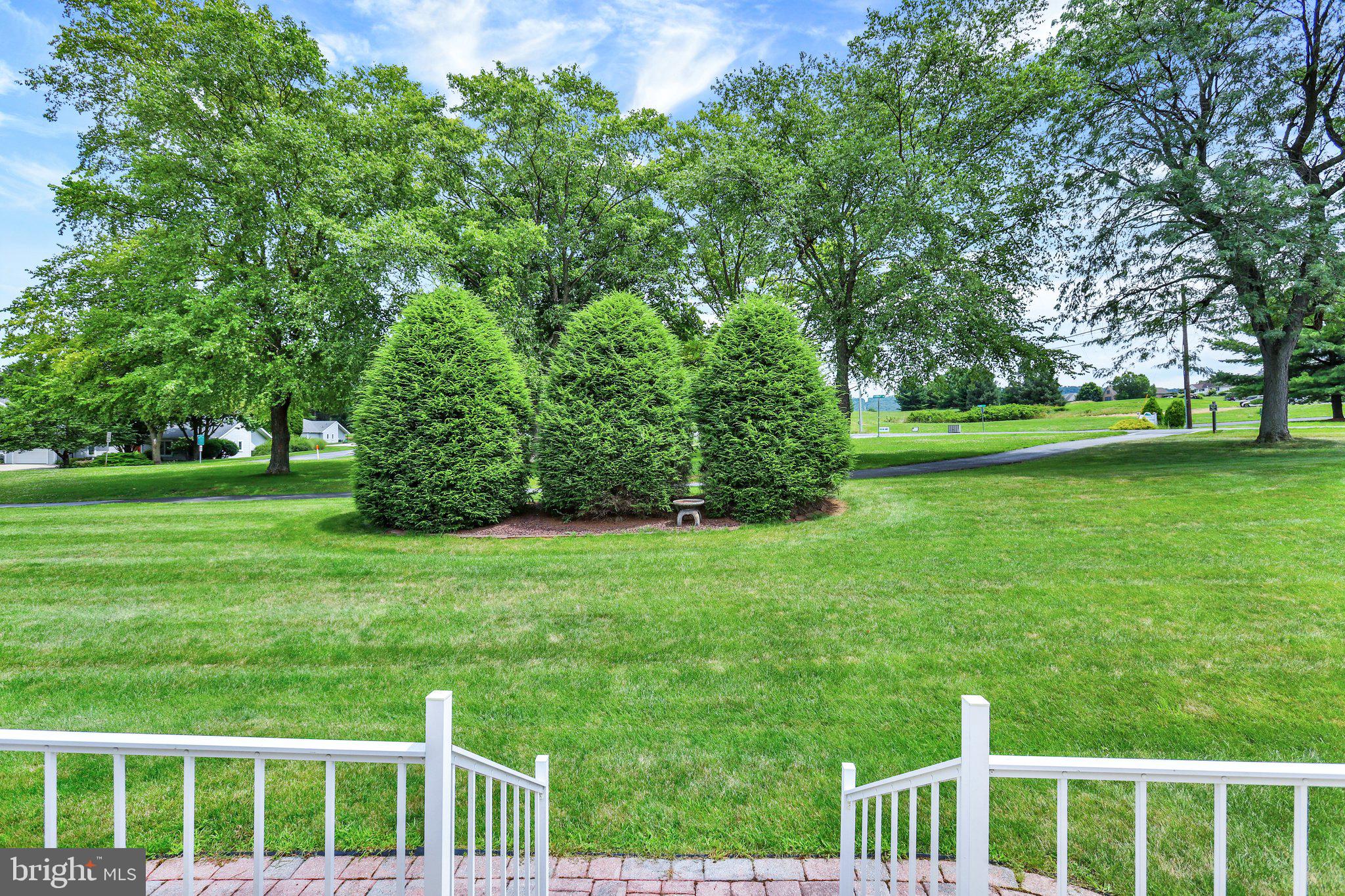 PENN NATIONAL GOLF COURSE COMMUNITY - Residential