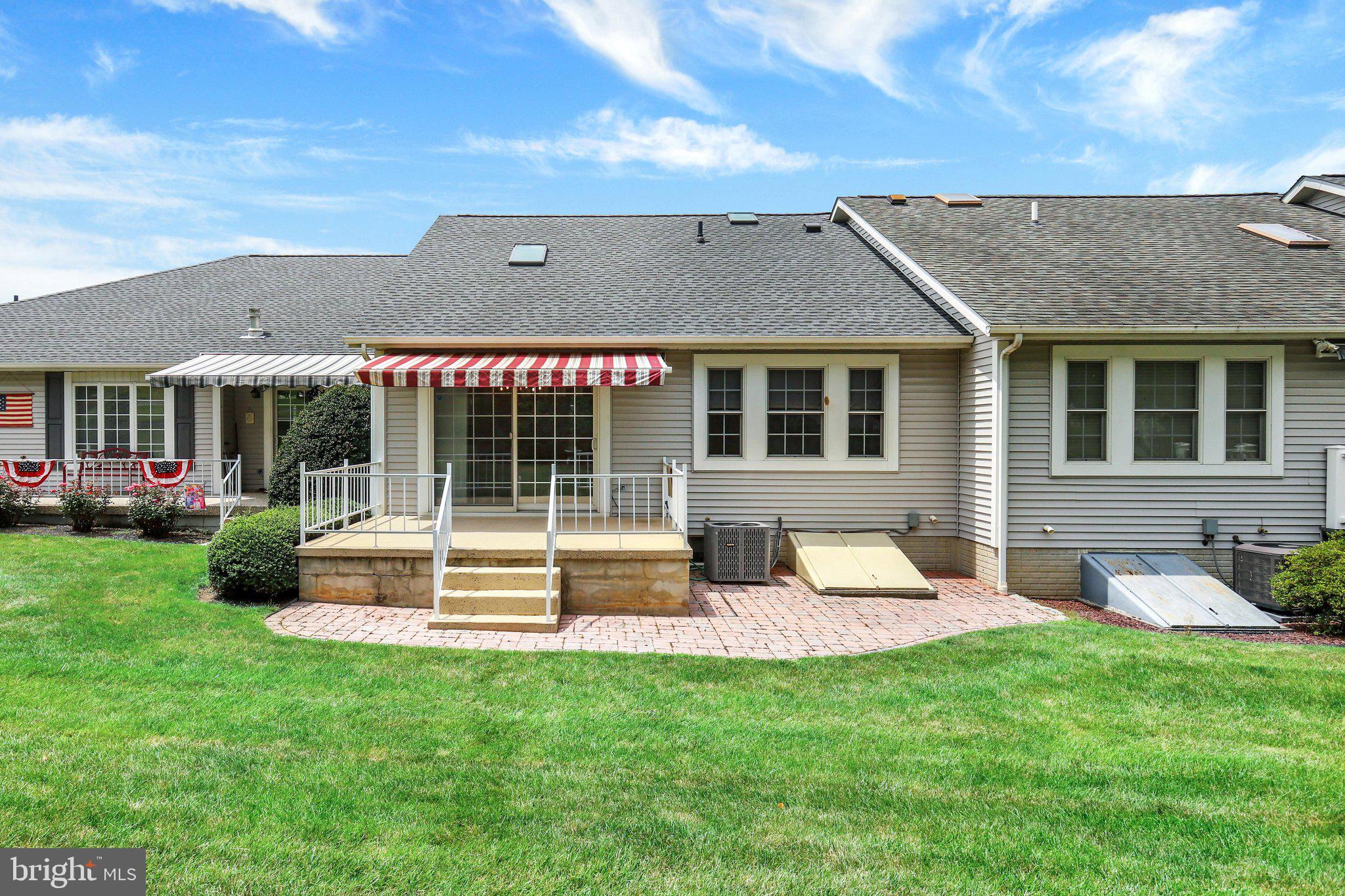 PENN NATIONAL GOLF COURSE COMMUNITY - Residential