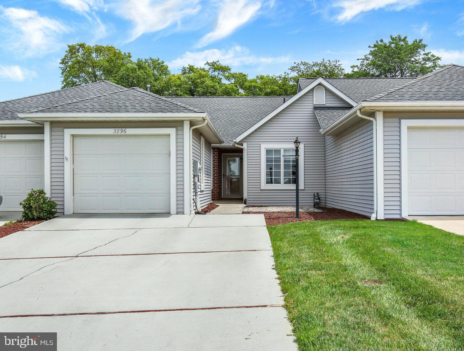PENN NATIONAL GOLF COURSE COMMUNITY - Residential