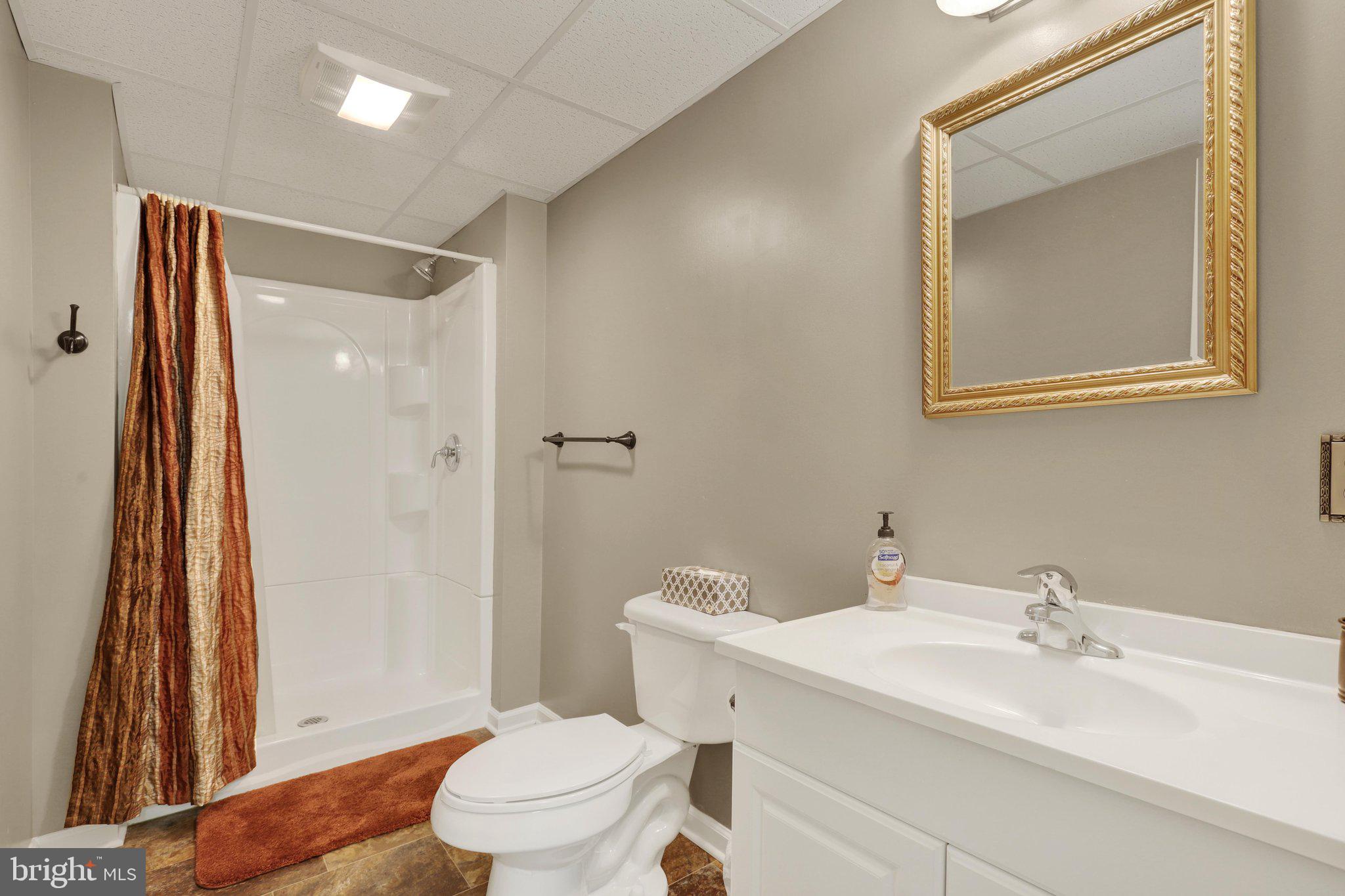 PENN NATIONAL GOLF COURSE COMMUNITY - Residential