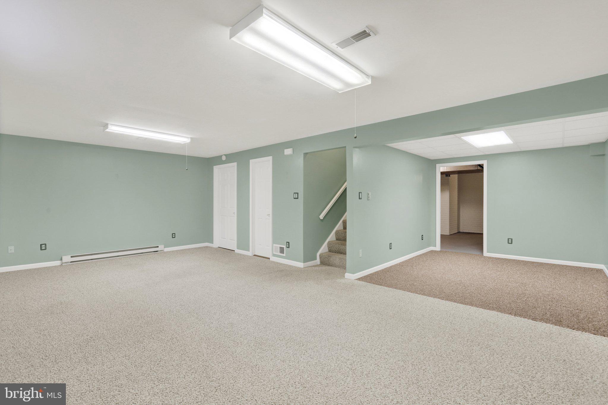 PENN NATIONAL GOLF COURSE COMMUNITY - Residential