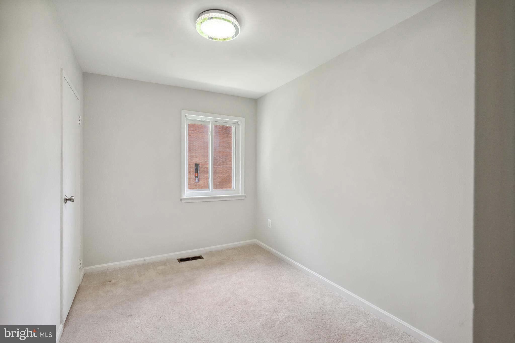 TERRACE TOWNHOUSES OF ANNANDALE - Residential