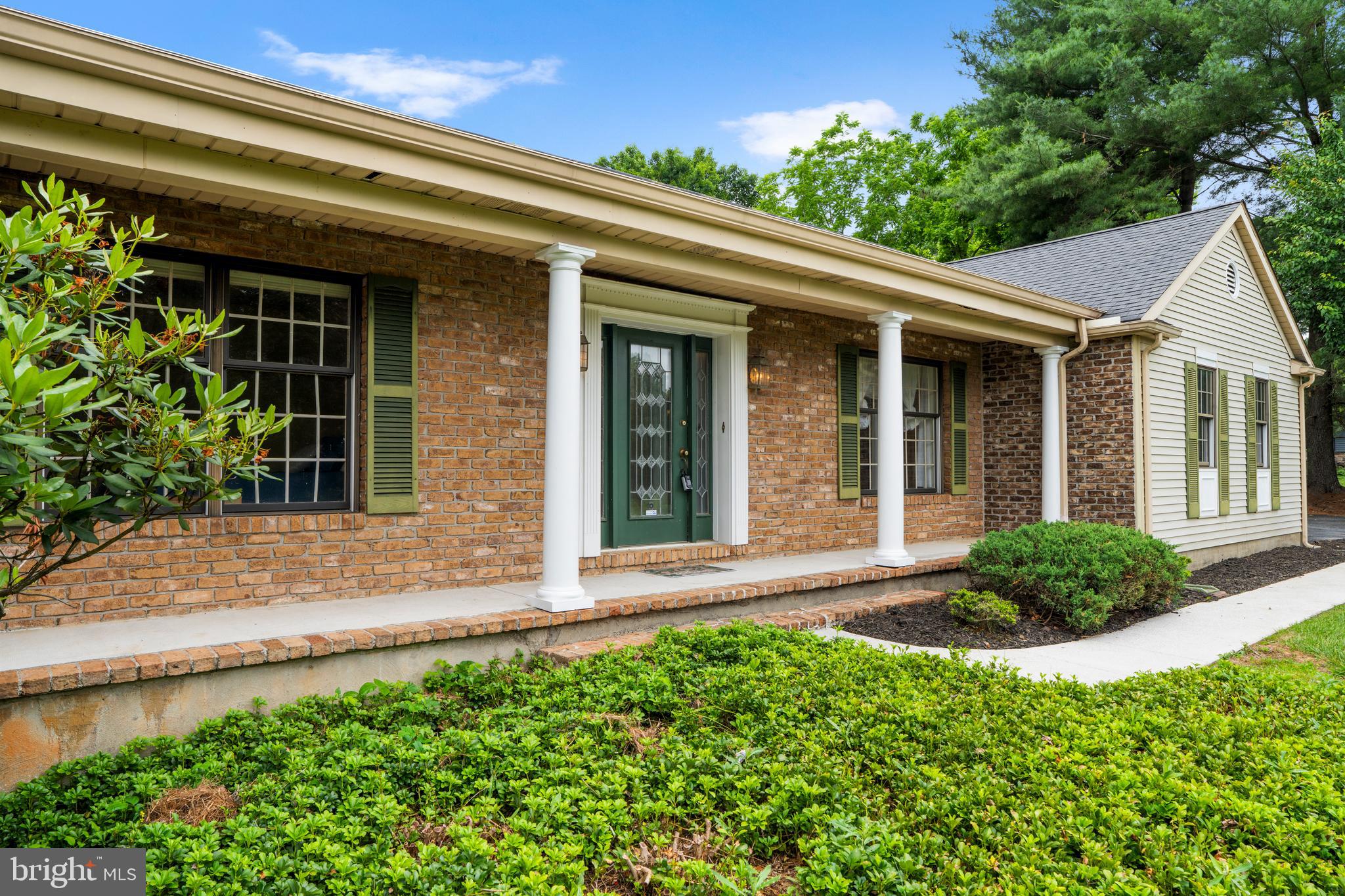 BROADRIDGE - Residential