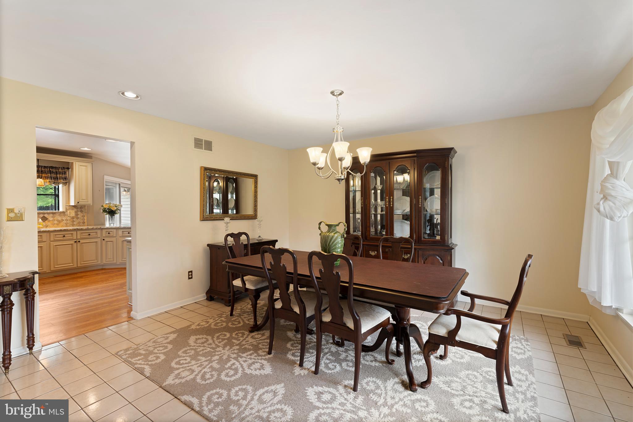 BROADRIDGE - Residential