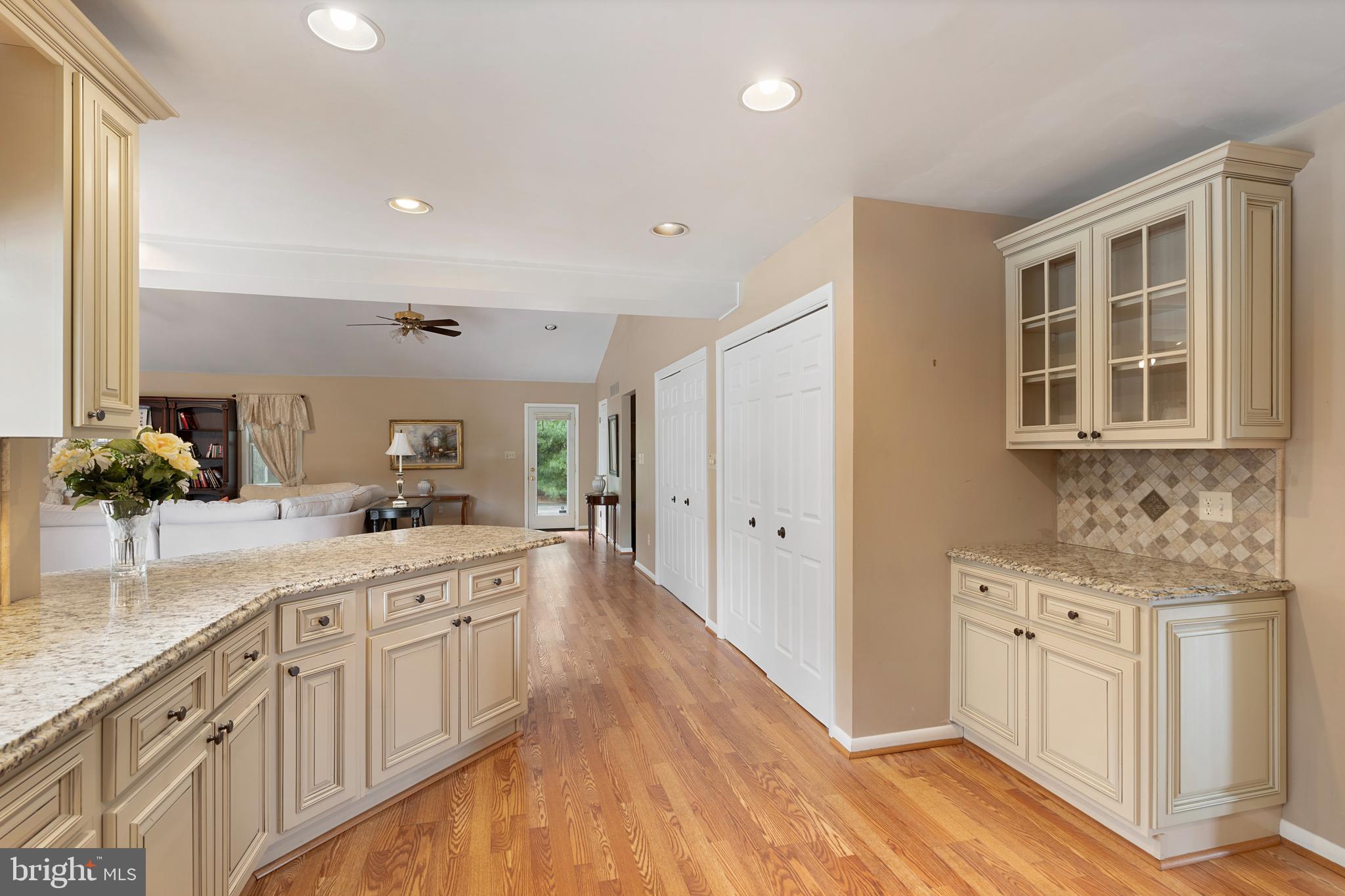BROADRIDGE - Residential