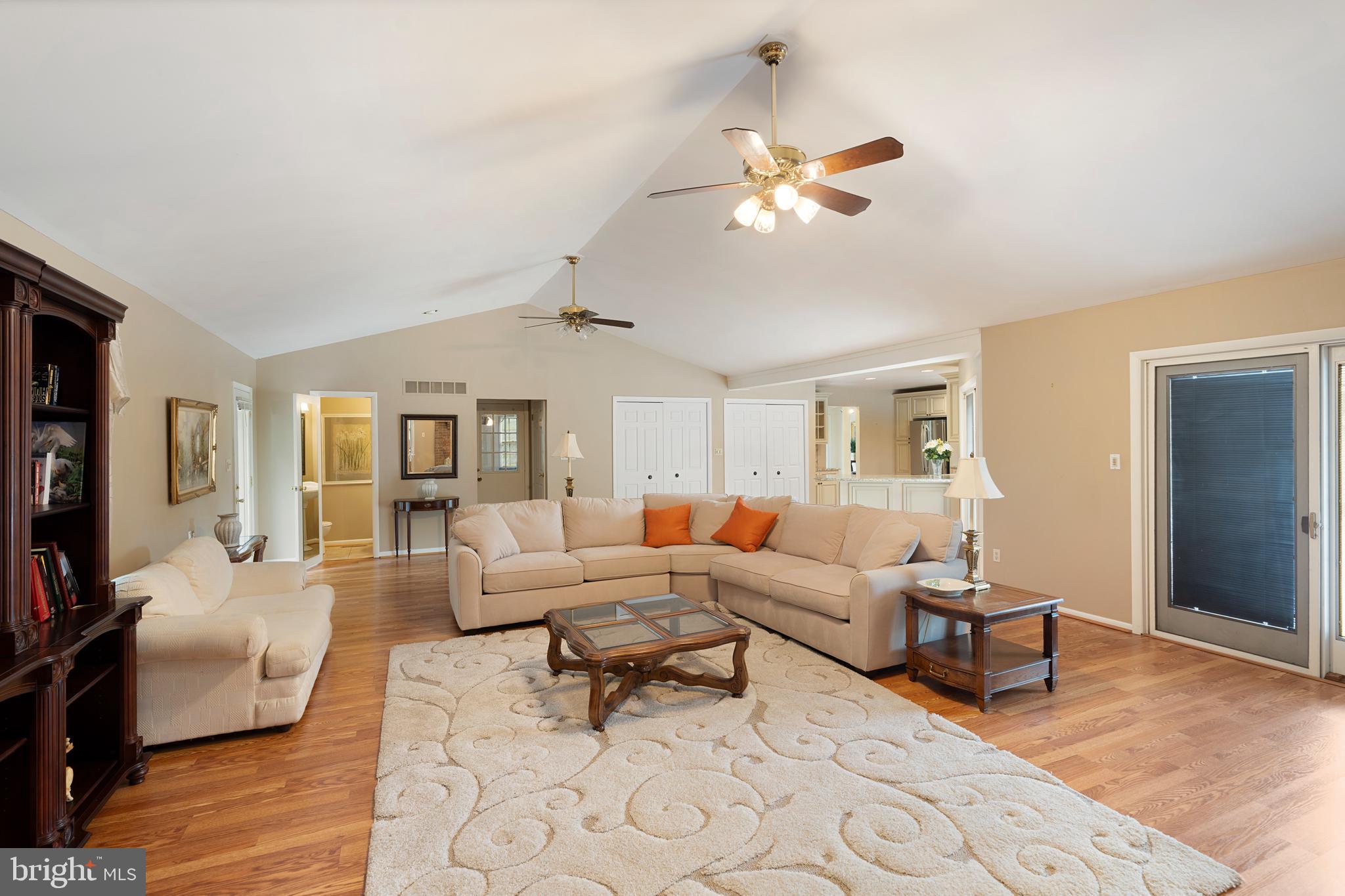 BROADRIDGE - Residential