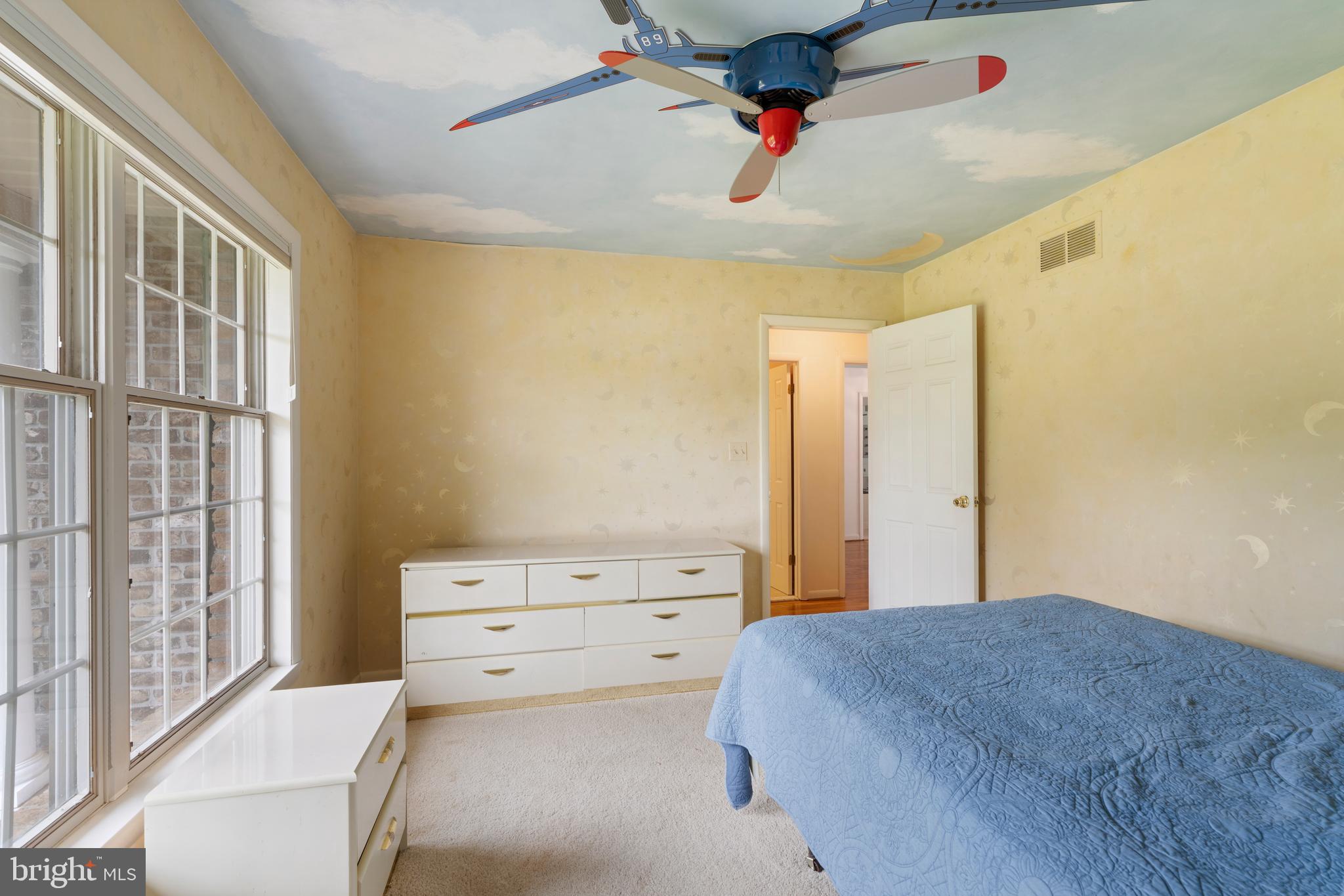 BROADRIDGE - Residential
