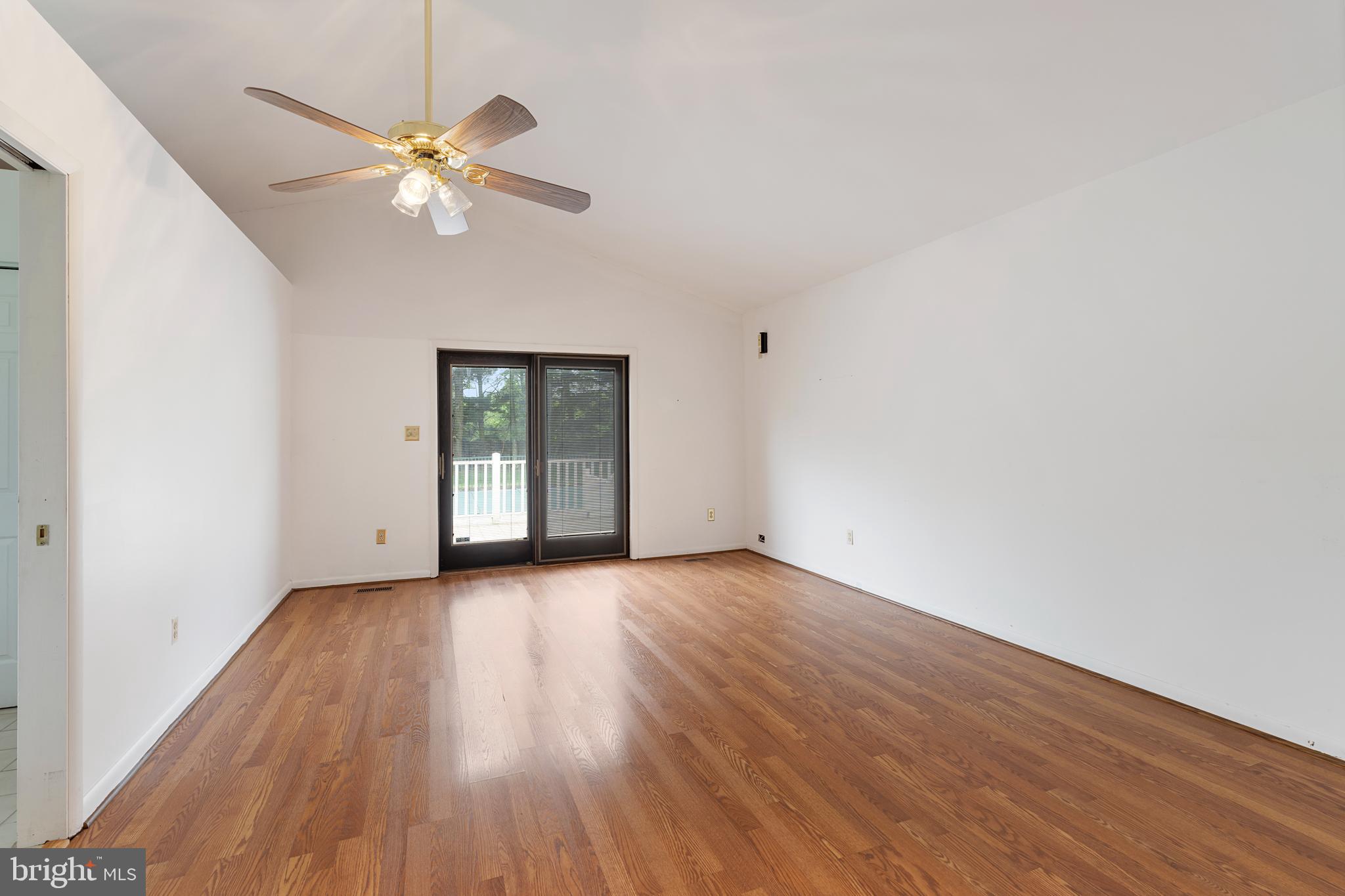 BROADRIDGE - Residential