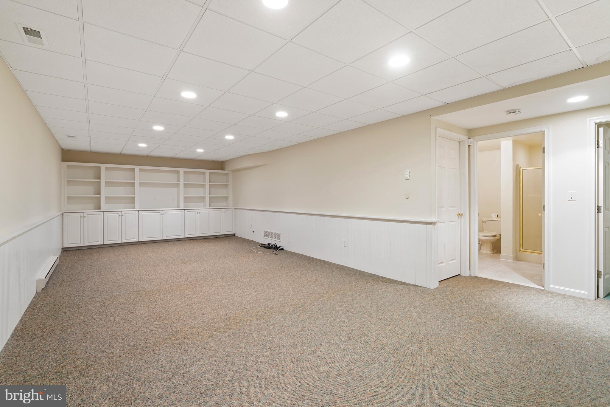 BROADRIDGE - Residential