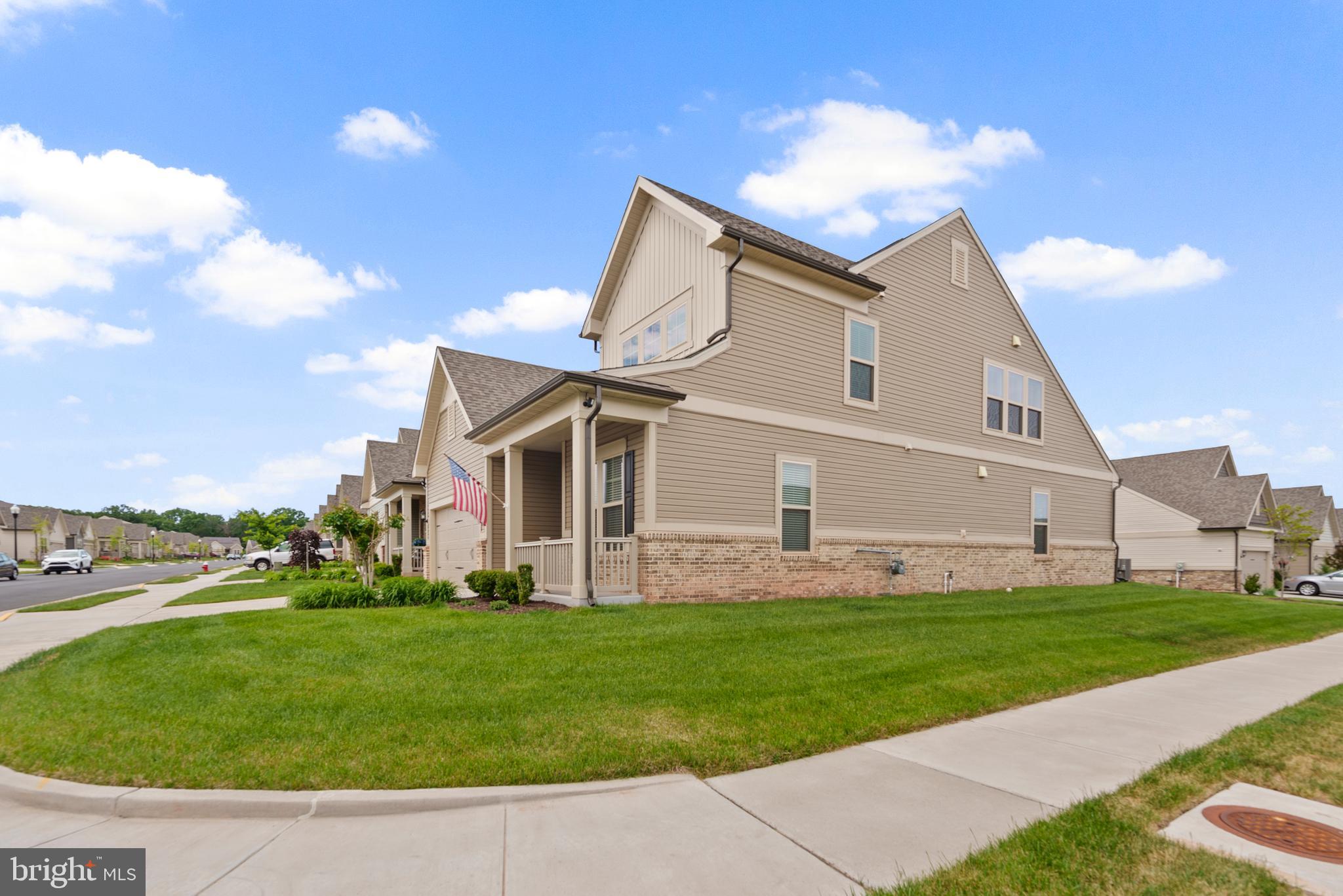MONTEBELLO - Residential