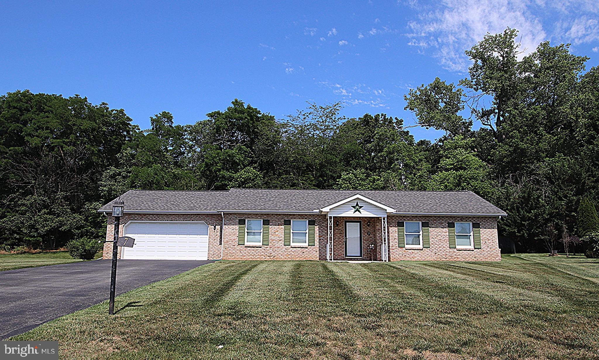SOUTH POINTE - Residential
