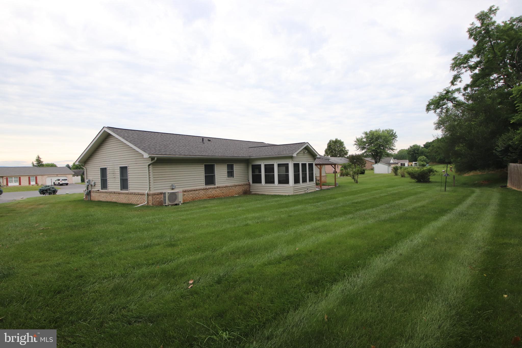 SOUTH POINTE - Residential