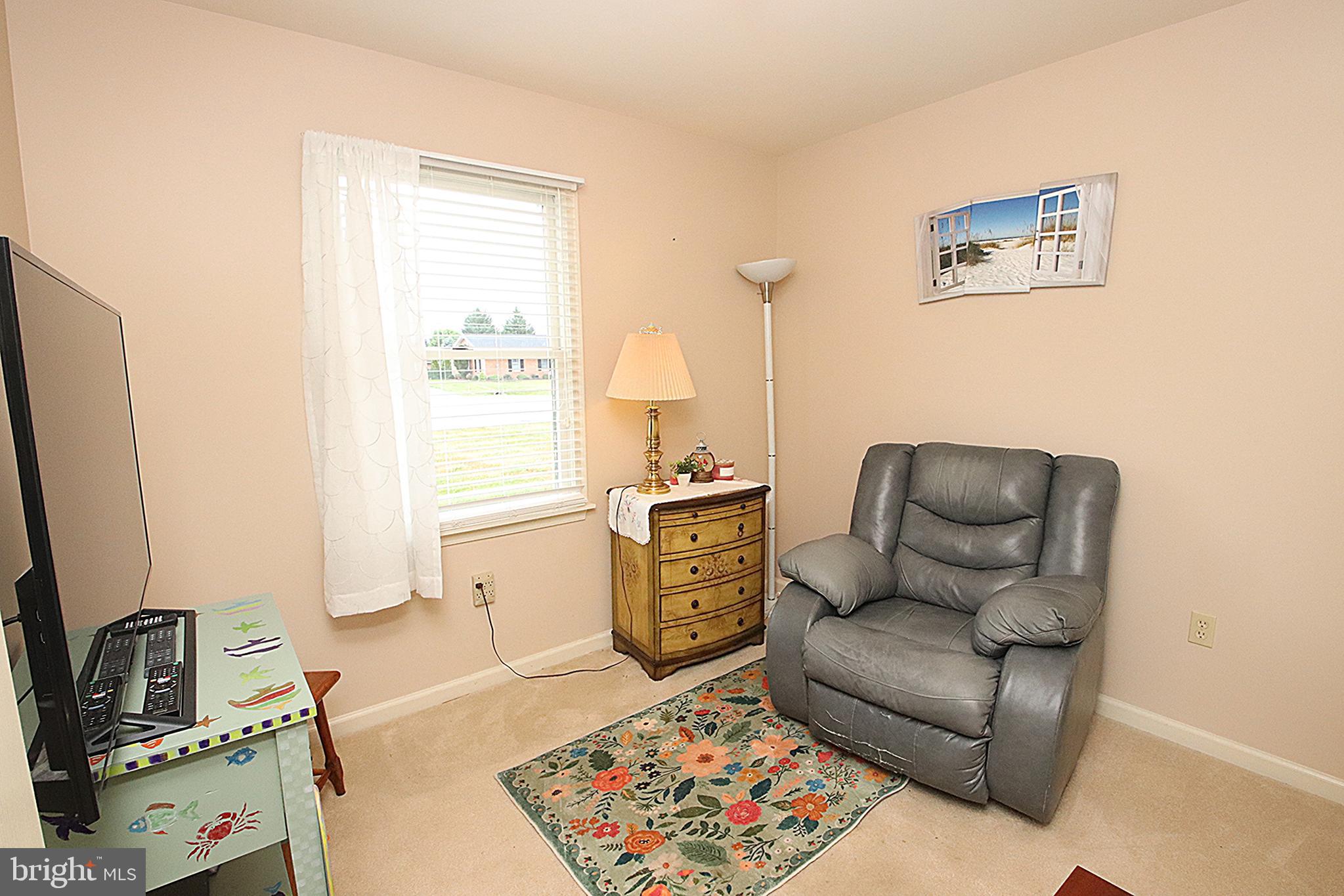 SOUTH POINTE - Residential