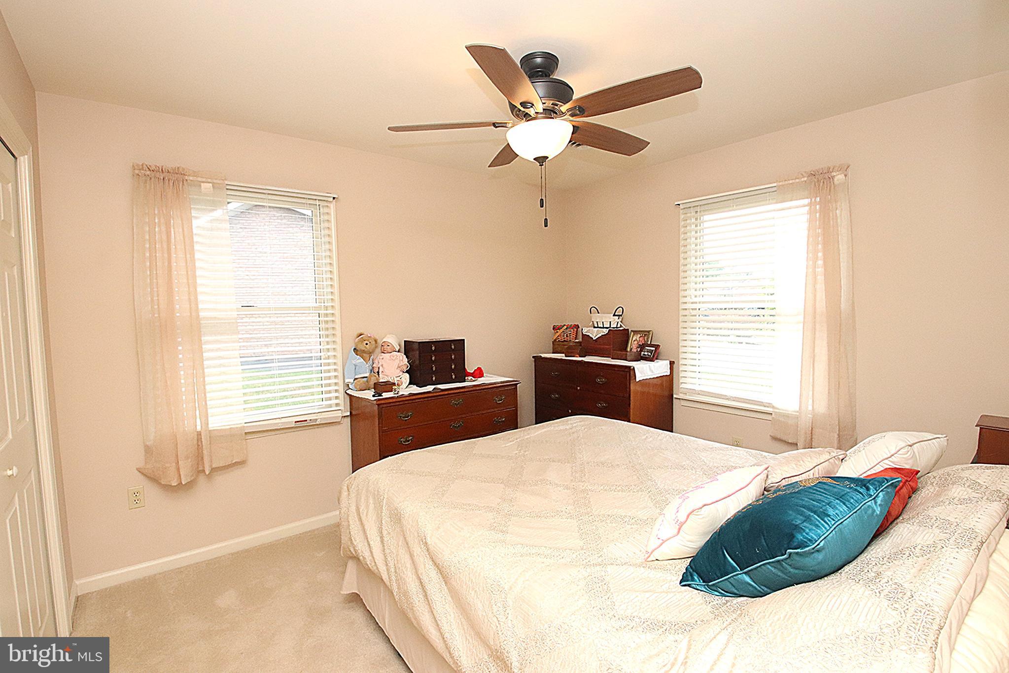 SOUTH POINTE - Residential