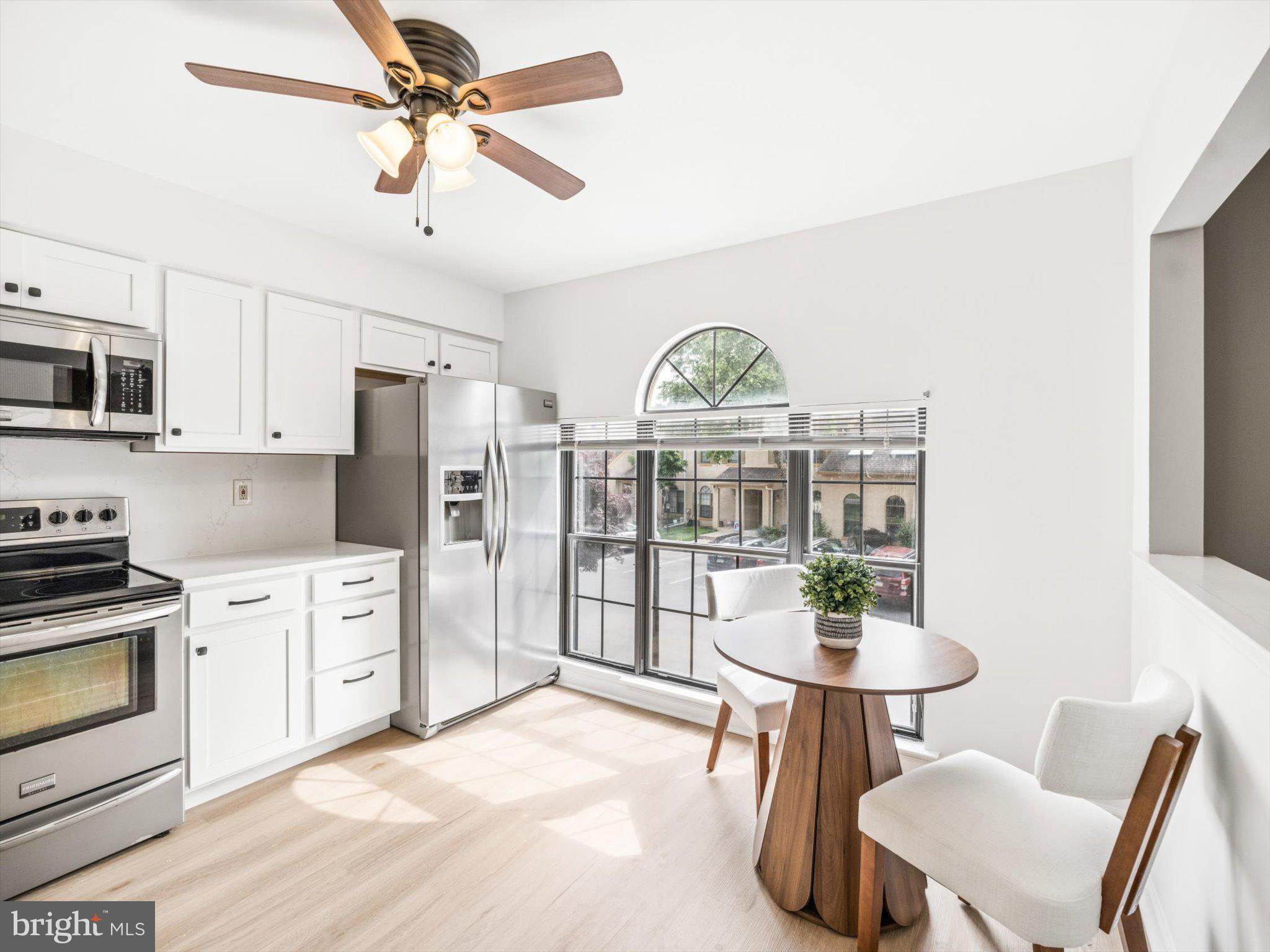 WILLISTOWN WOODS - Residential