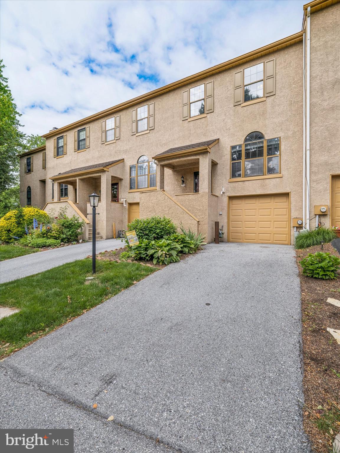 WILLISTOWN WOODS - Residential