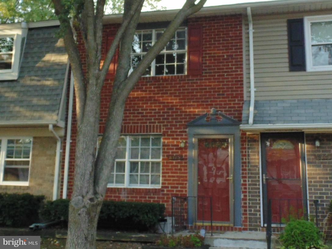 UPDATED/UPGRADED HOME IN SUSSEX SQUARE**PREFER NO SMOKING AND NO PETS, WILL CONSIDER CASE BY CASE THOUGH**