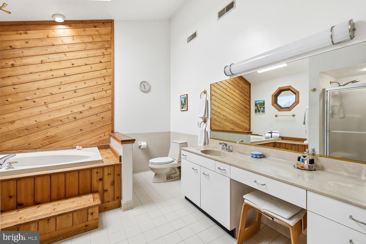 PROSPECT BAY - Residential