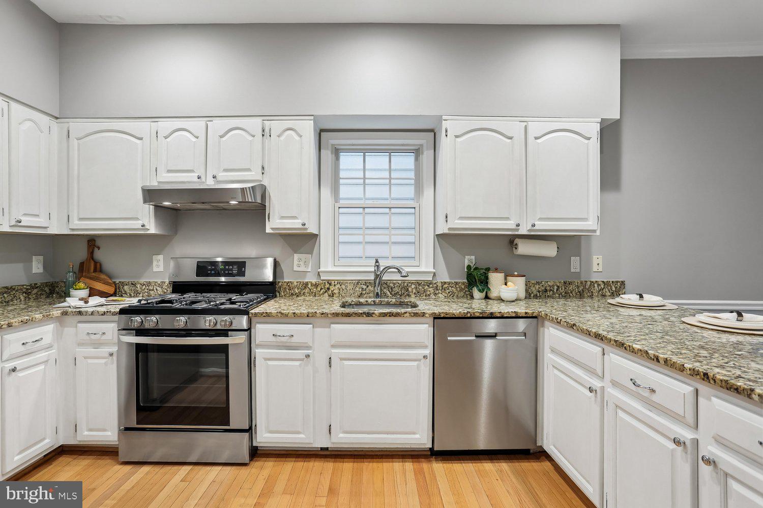 KENTLANDS - Residential