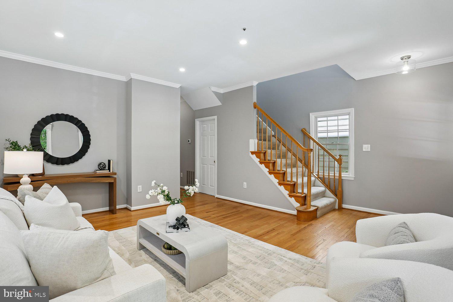 KENTLANDS - Residential