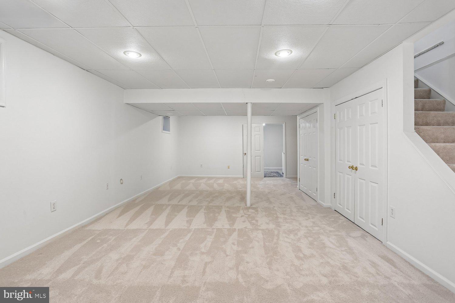 KENTLANDS - Residential