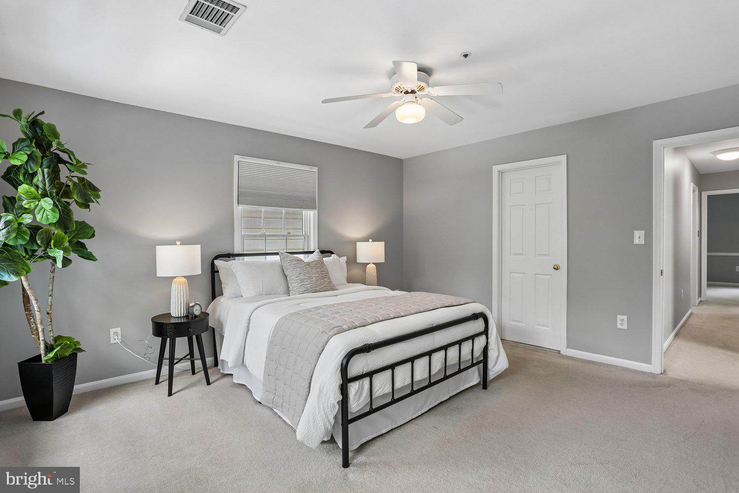 KENTLANDS - Residential