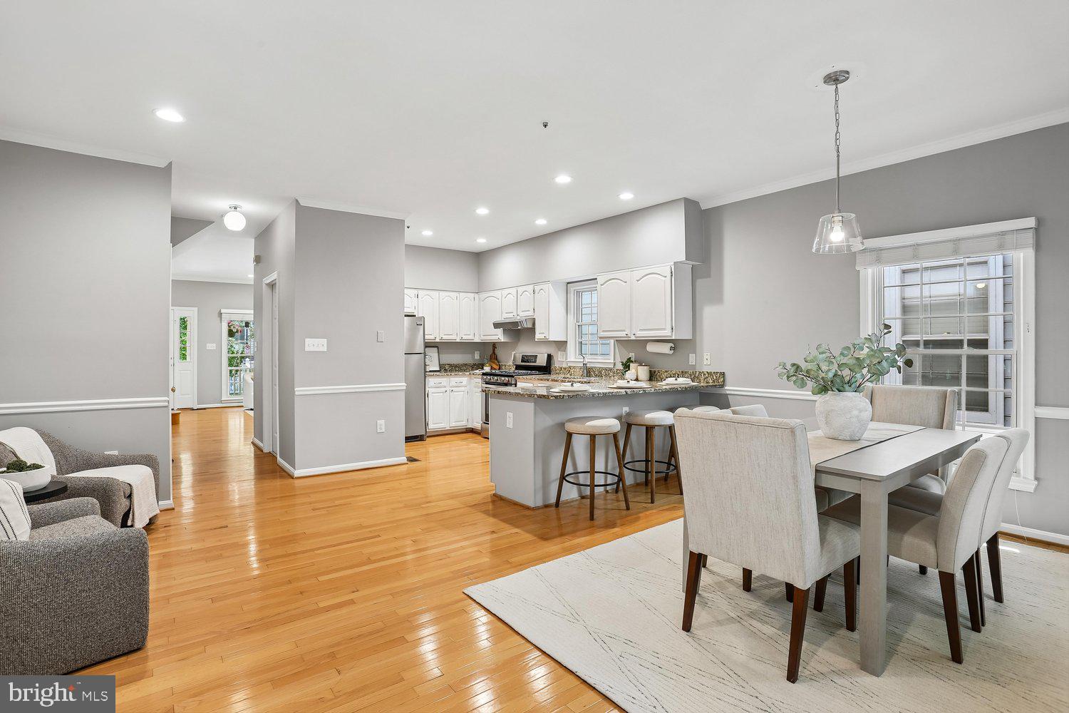 KENTLANDS - Residential