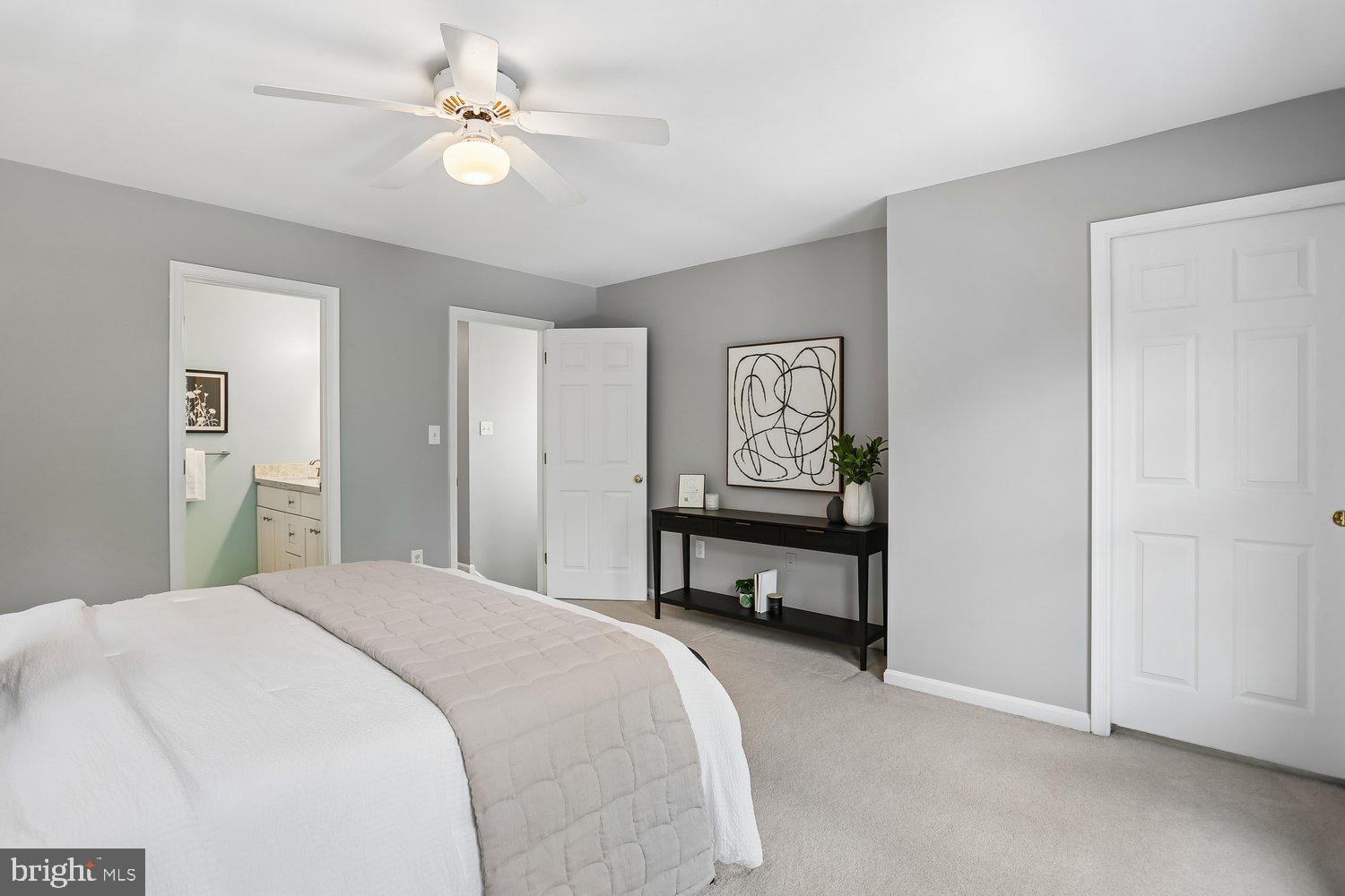 KENTLANDS - Residential