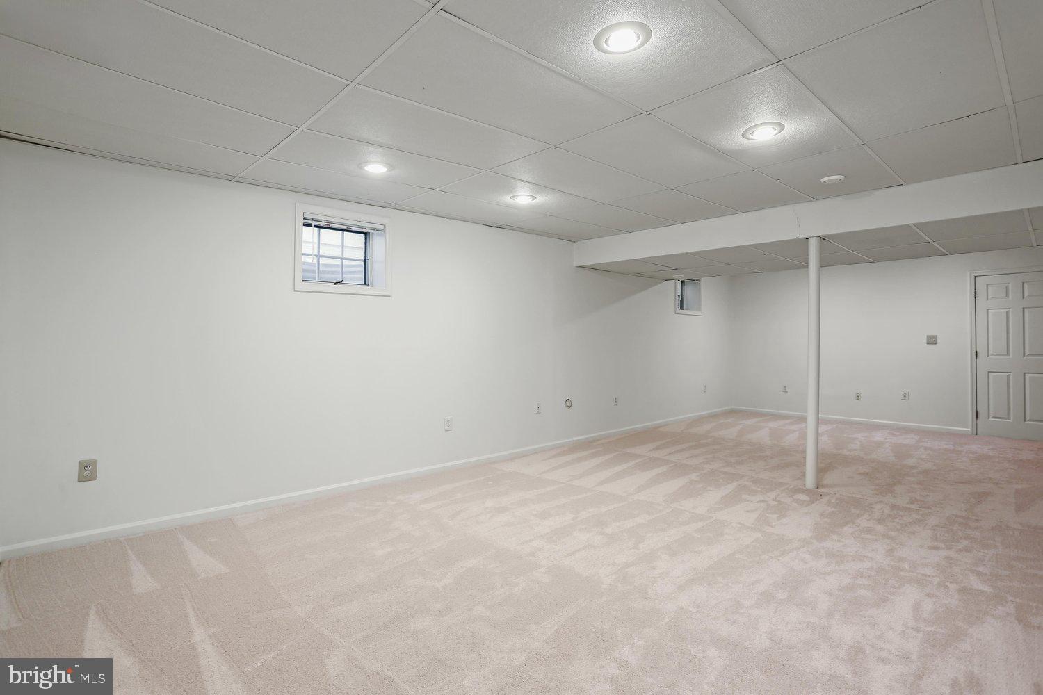 KENTLANDS - Residential