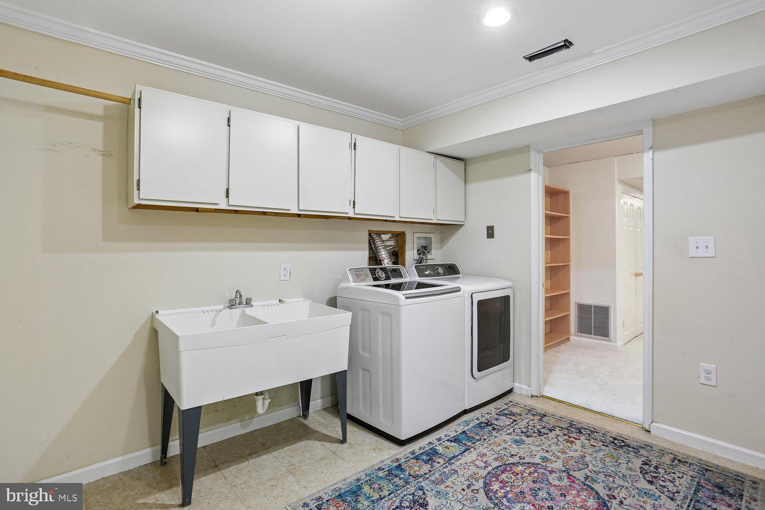 KENTLANDS - Residential