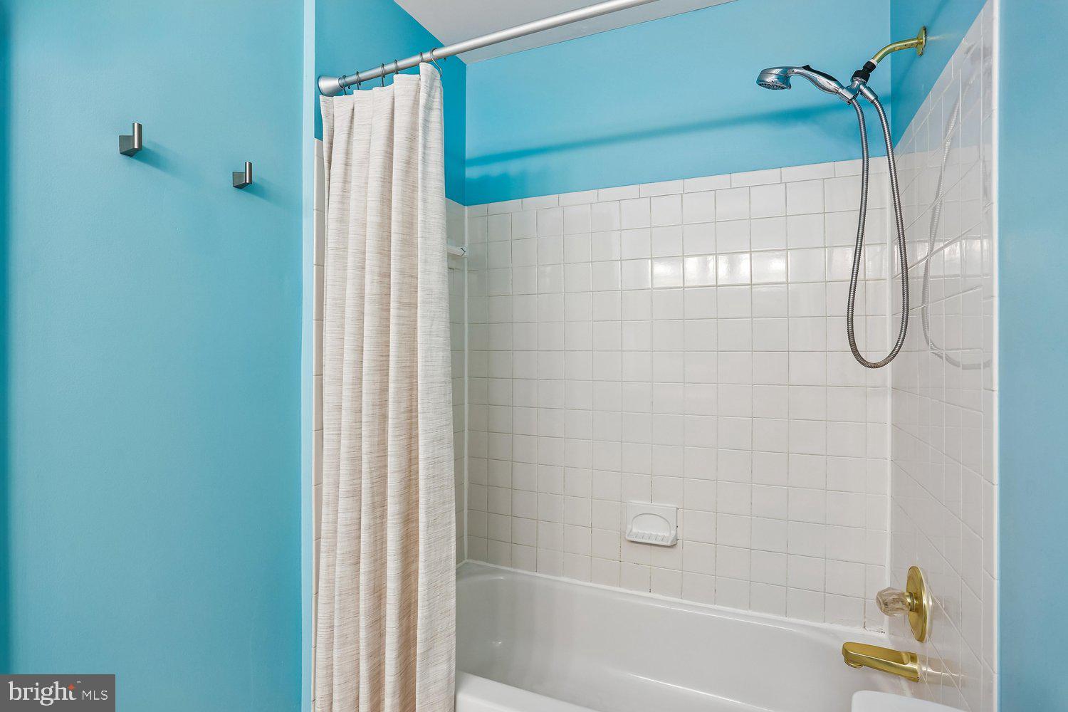 KENTLANDS - Residential