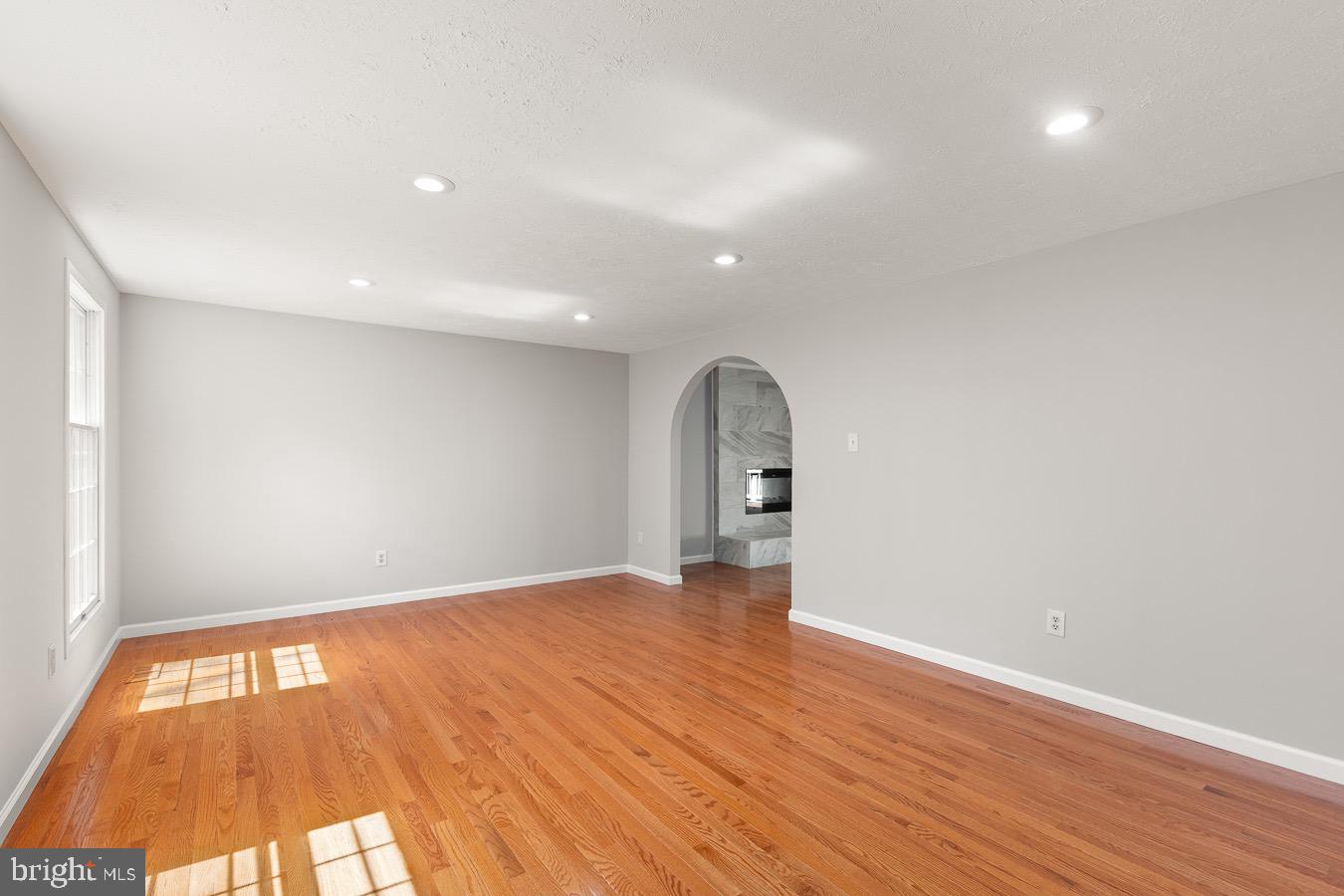 BURKE CENTRE - Residential