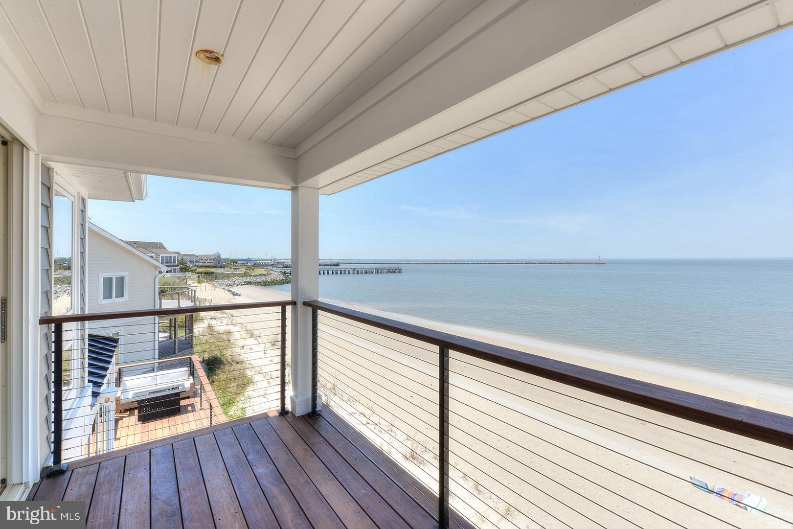CAPE SHORES - Residential