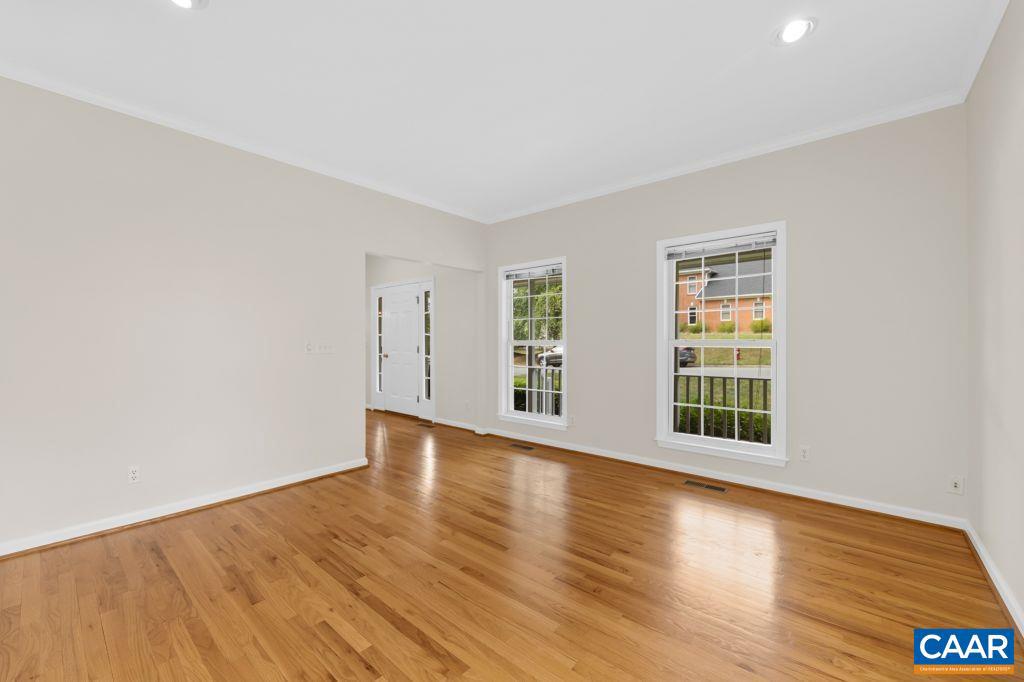 FOREST LAKES SOUTH - Residential