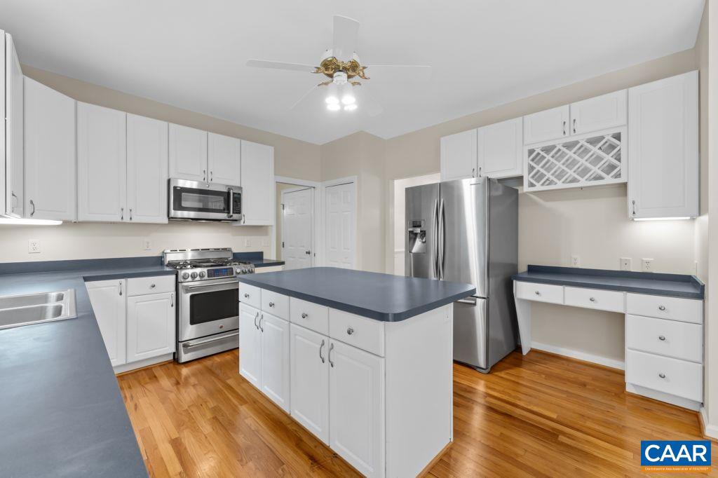 FOREST LAKES SOUTH - Residential