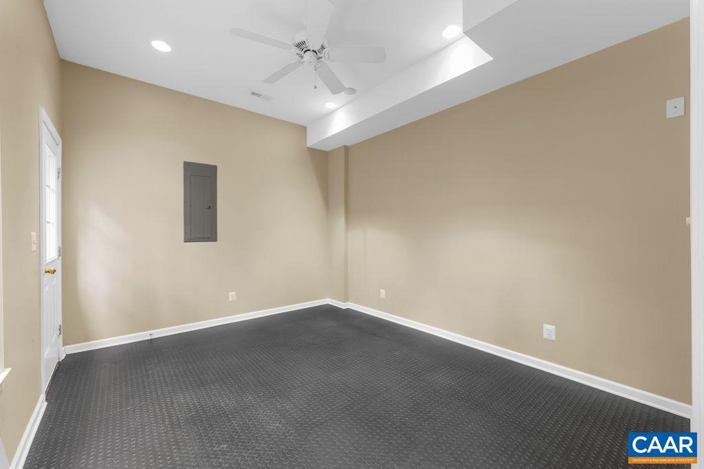 FOREST LAKES SOUTH - Residential