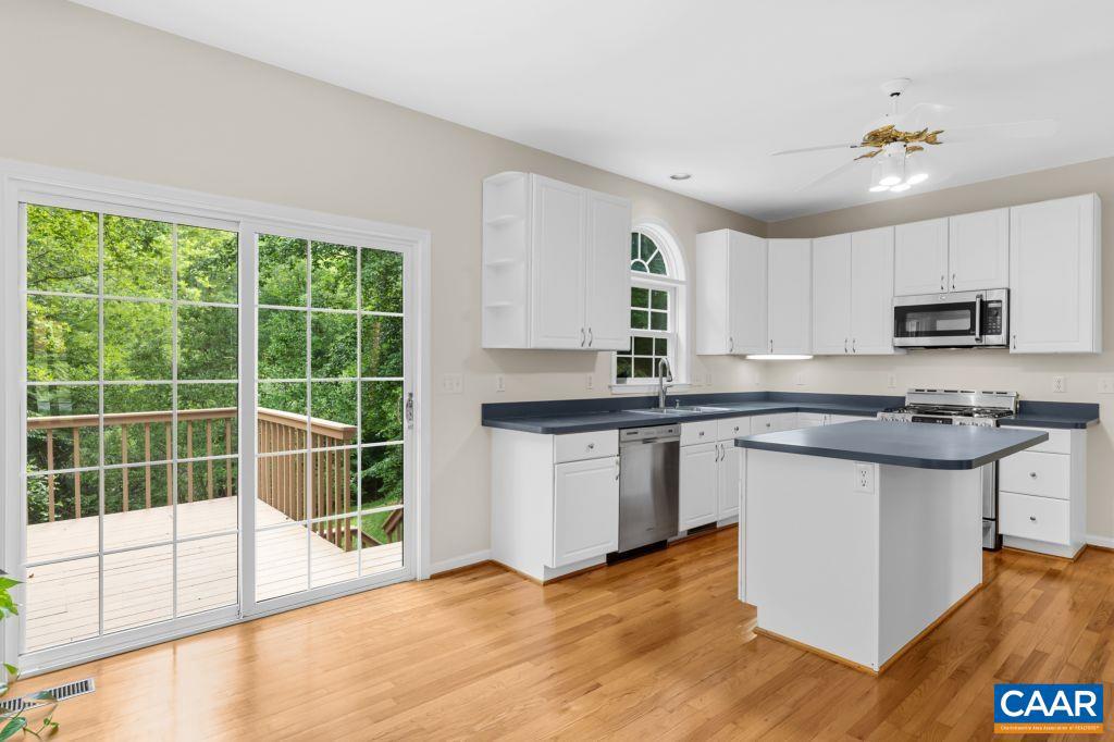 FOREST LAKES SOUTH - Residential