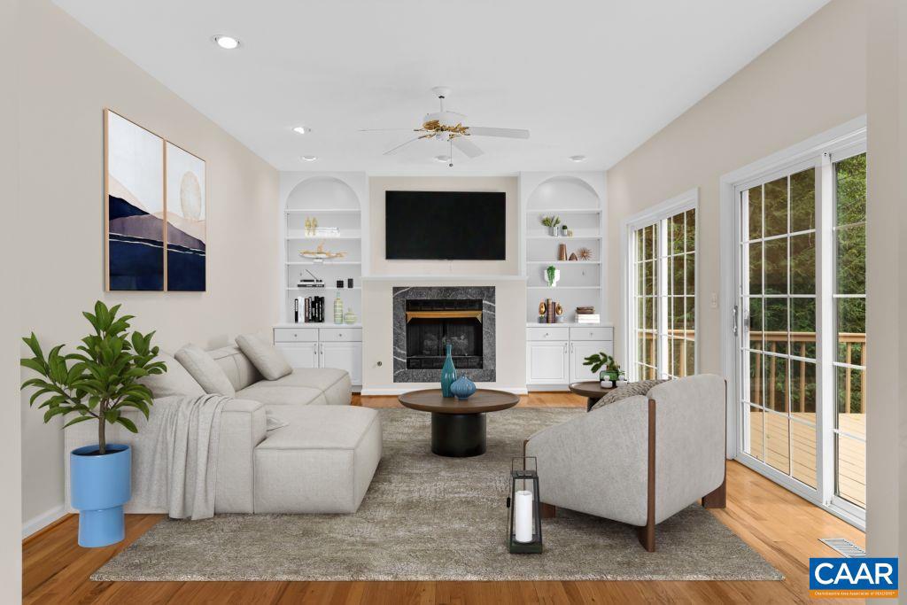 FOREST LAKES SOUTH - Residential