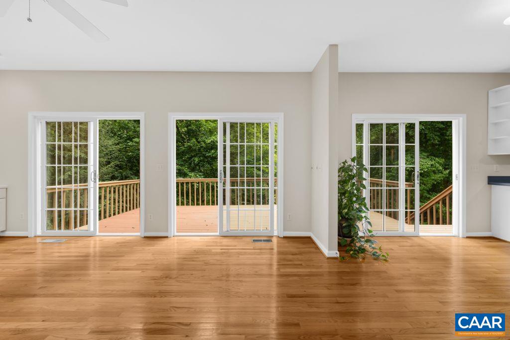FOREST LAKES SOUTH - Residential