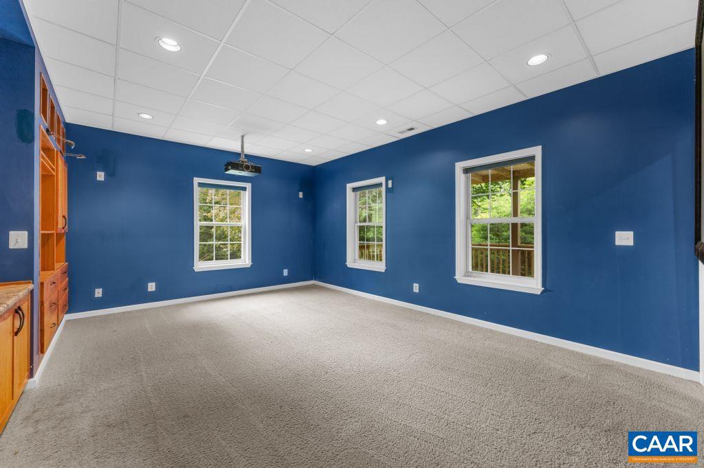 FOREST LAKES SOUTH - Residential