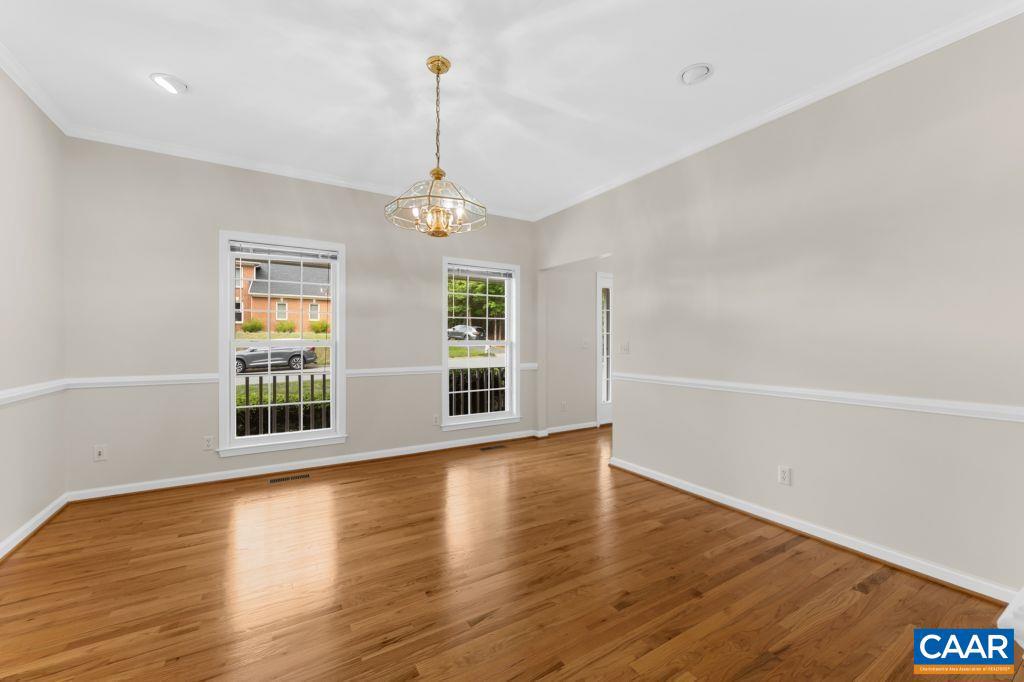 FOREST LAKES SOUTH - Residential