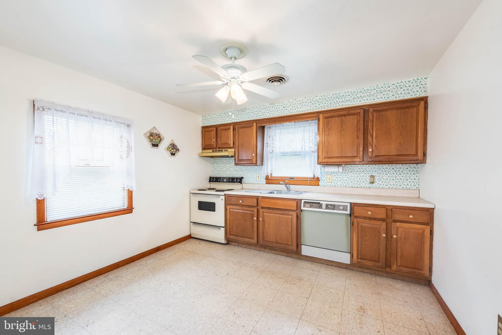 CARNEY GROVE - Residential