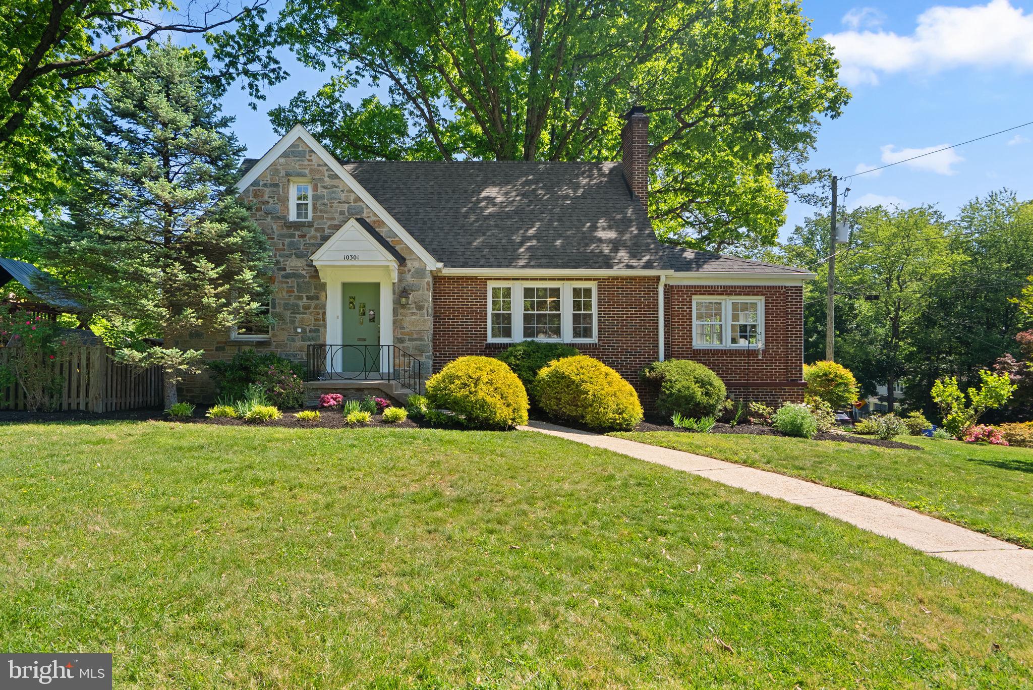 WOODMOOR - Residential