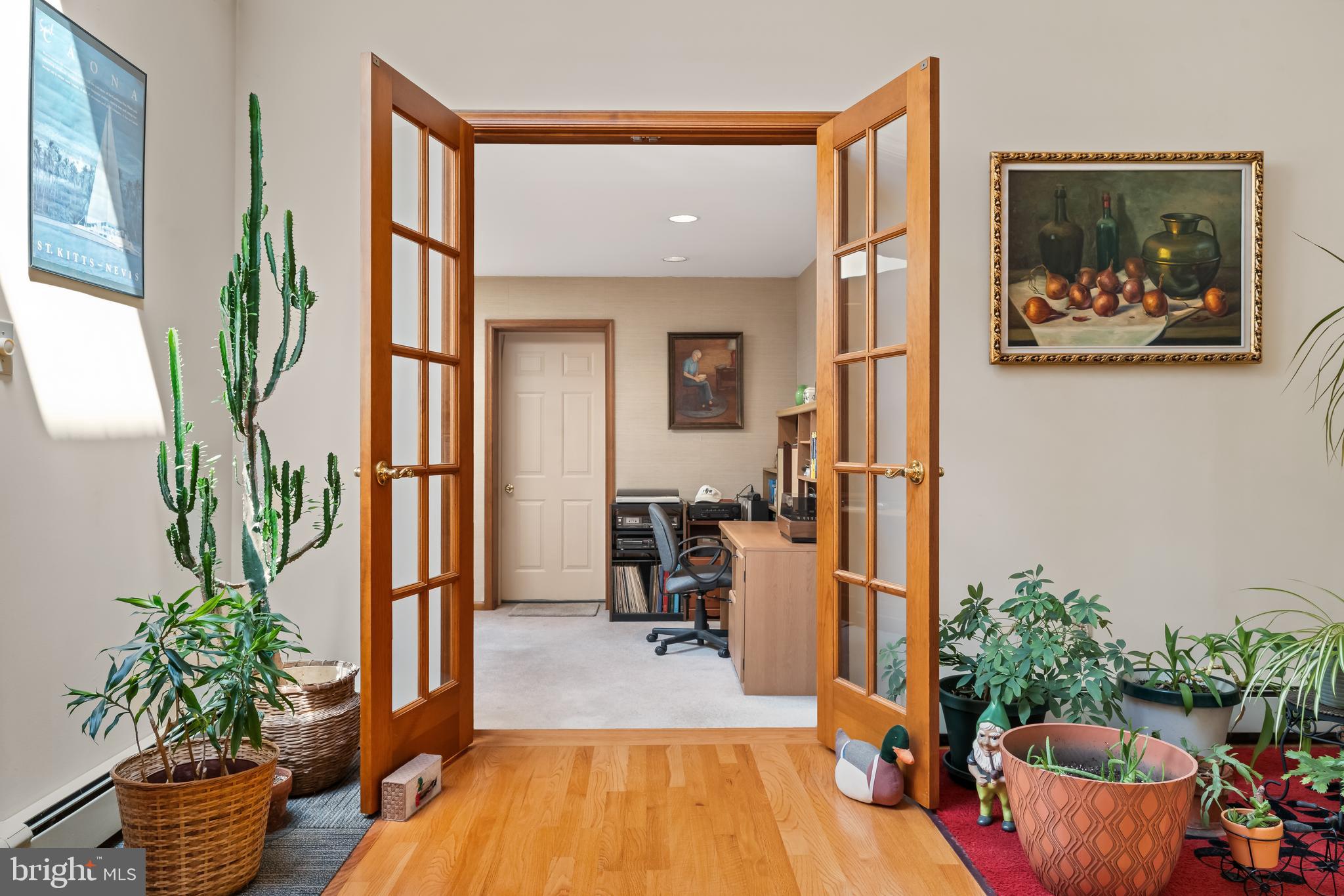 COLLEGE HEIGHTS - Residential