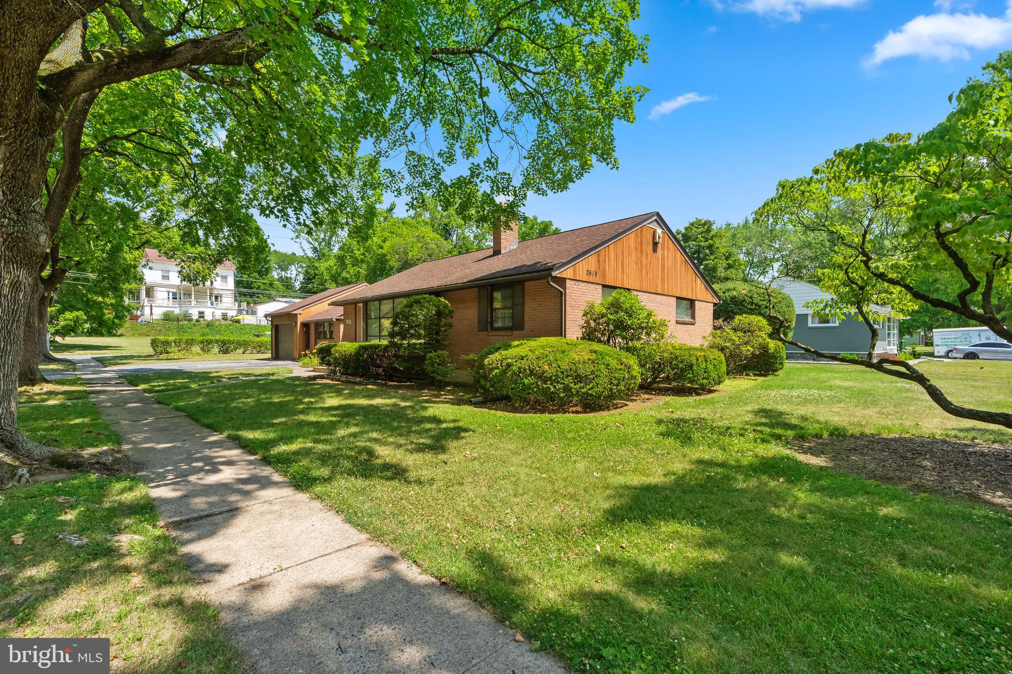COLLEGE HEIGHTS - Residential