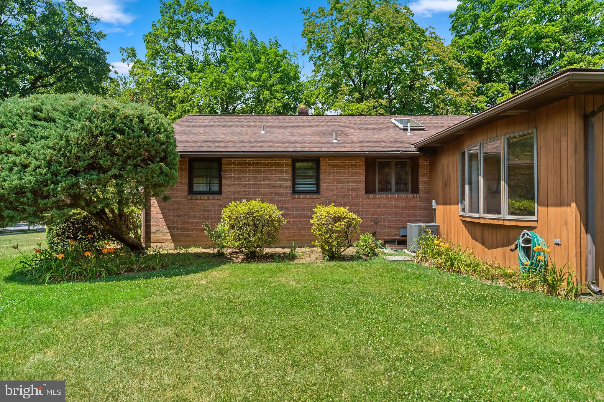 COLLEGE HEIGHTS - Residential
