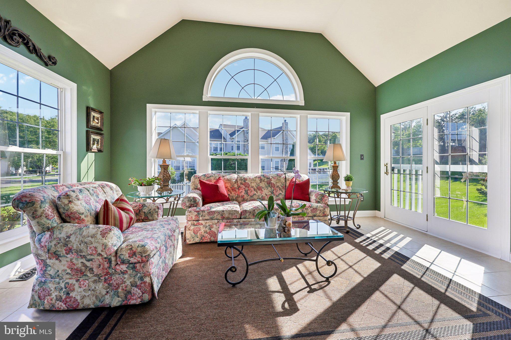 BELMONT COUNTRY CLUB - Residential