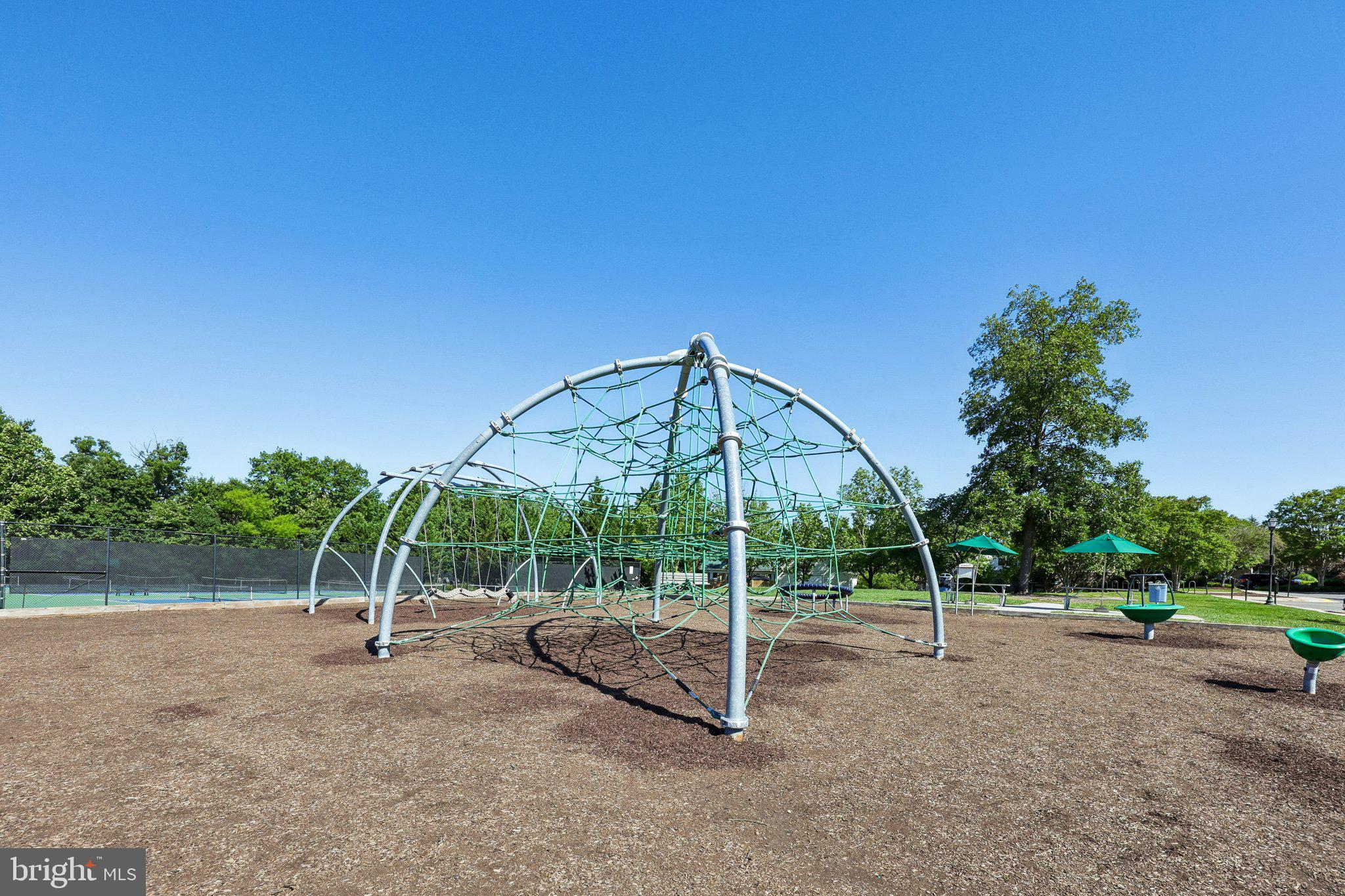 BELMONT COUNTRY CLUB - Residential